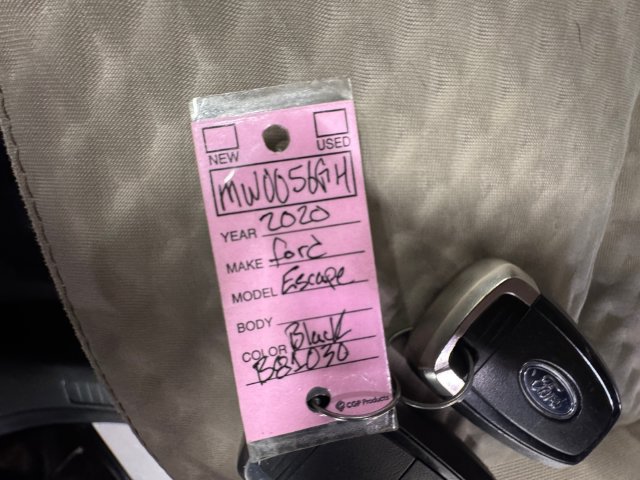 Used 2020 Ford Escape SE FWD image 26