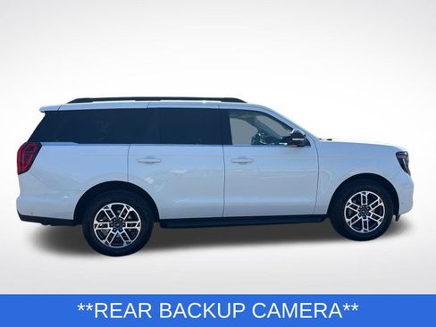 Certified 2025 Ford Expedition Active AWD/4WD image 6