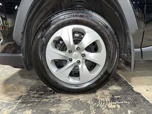 Certified 2022 Toyota RAV4 LE image 10