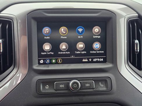 Used 2021 Chevrolet Silverado 1500 Custom Trail Boss AWD/4WD image 14
