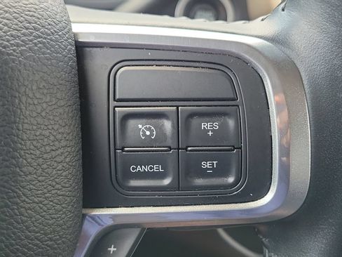 Used 2022 RAM 3500 Laramie AWD/4WD image 23