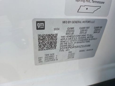 Used 2025 Cadillac XT6 Sport w/ LPO, Floor Liner Package image 43