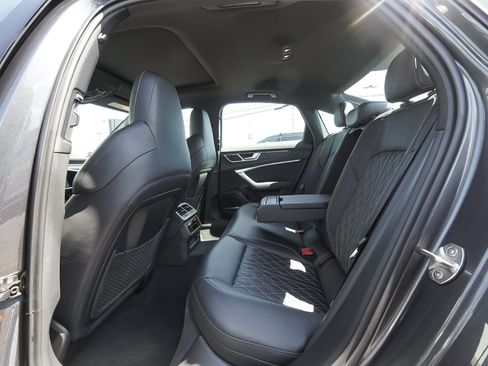 Used 2022 Audi S6 Premium Plus AWD/4WD image 35
