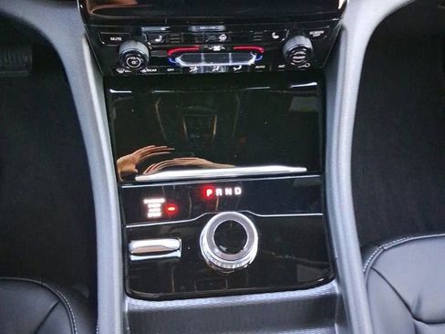 New 2025 Jeep Grand Cherokee L Limited w/ Trailer Tow Package image 35