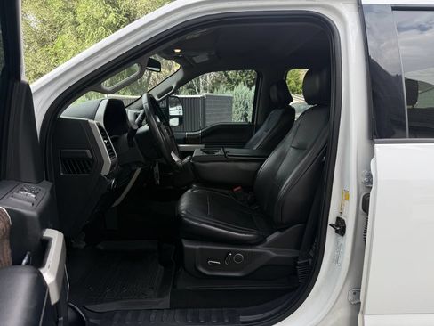 Used 2018 Ford F350 Lariat w/ Chrome Package AWD/4WD image 19