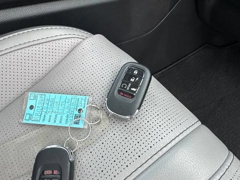 Certified 2024 Honda Pilot Elite image 45