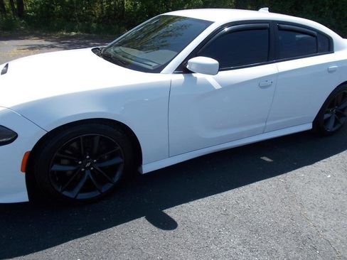 Used 2019 Dodge Charger GT w/ Performance Handling Group image 7