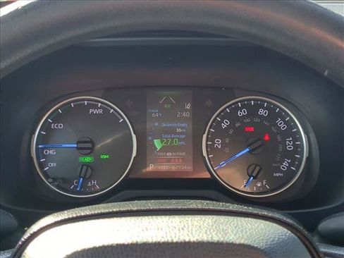 Used 2020 Toyota RAV4 LE image 11