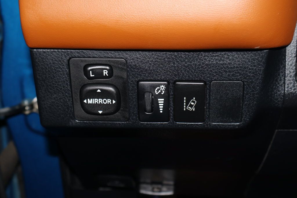 Certified 2018 Toyota RAV4 Limited w/ Advanced Technology Package AWD/4WD image 28