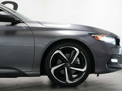 Used 2020 Honda Accord Sport image 9