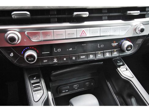 Certified 2024 Kia Telluride EX X-Line AWD/4WD image 25