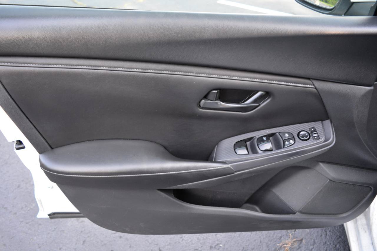 Used 2024 Nissan Sentra S FWD image 9