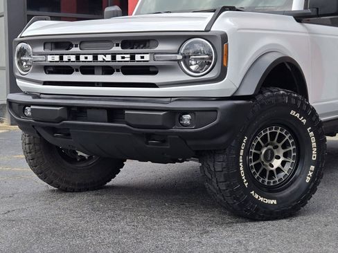 Used 2022 Ford Bronco Big Bend image 2