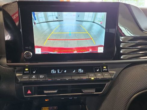 Used 2025 Toyota Camry XSE AWD/4WD image 27