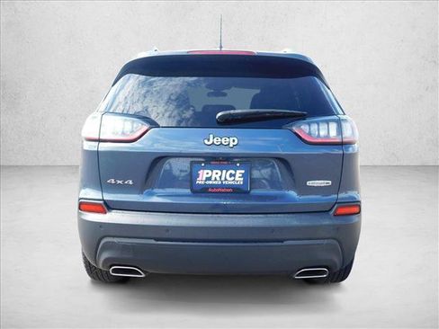 Used 2020 Jeep Cherokee Latitude Plus w/ Cold Weather Group AWD/4WD image 12