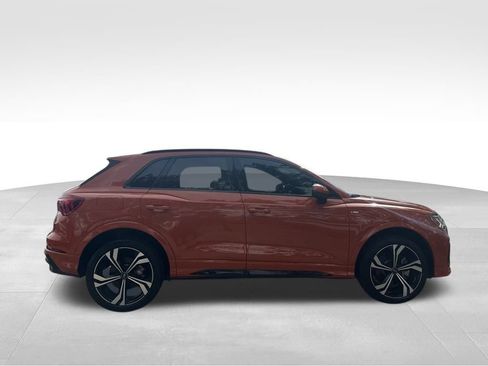 Used 2023 Audi Q5 2.0T Premium w/ Convenience Package image 6