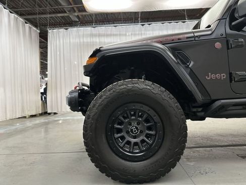 Used 2022 Jeep Wrangler Unlimited Rubicon w/ Steel Bumper Group AWD/4WD image 22