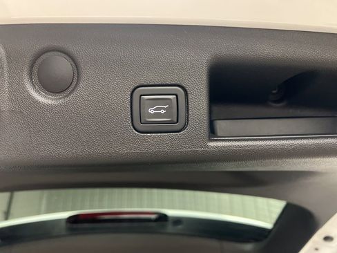 Certified 2024 Chevrolet Equinox LT image 8