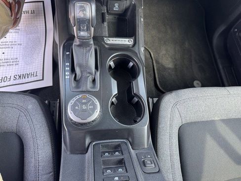 Used 2025 Ford Bronco Big Bend image 18