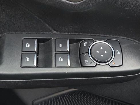 Used 2022 Ford Escape SE w/ SE Sport Appearance Package image 24