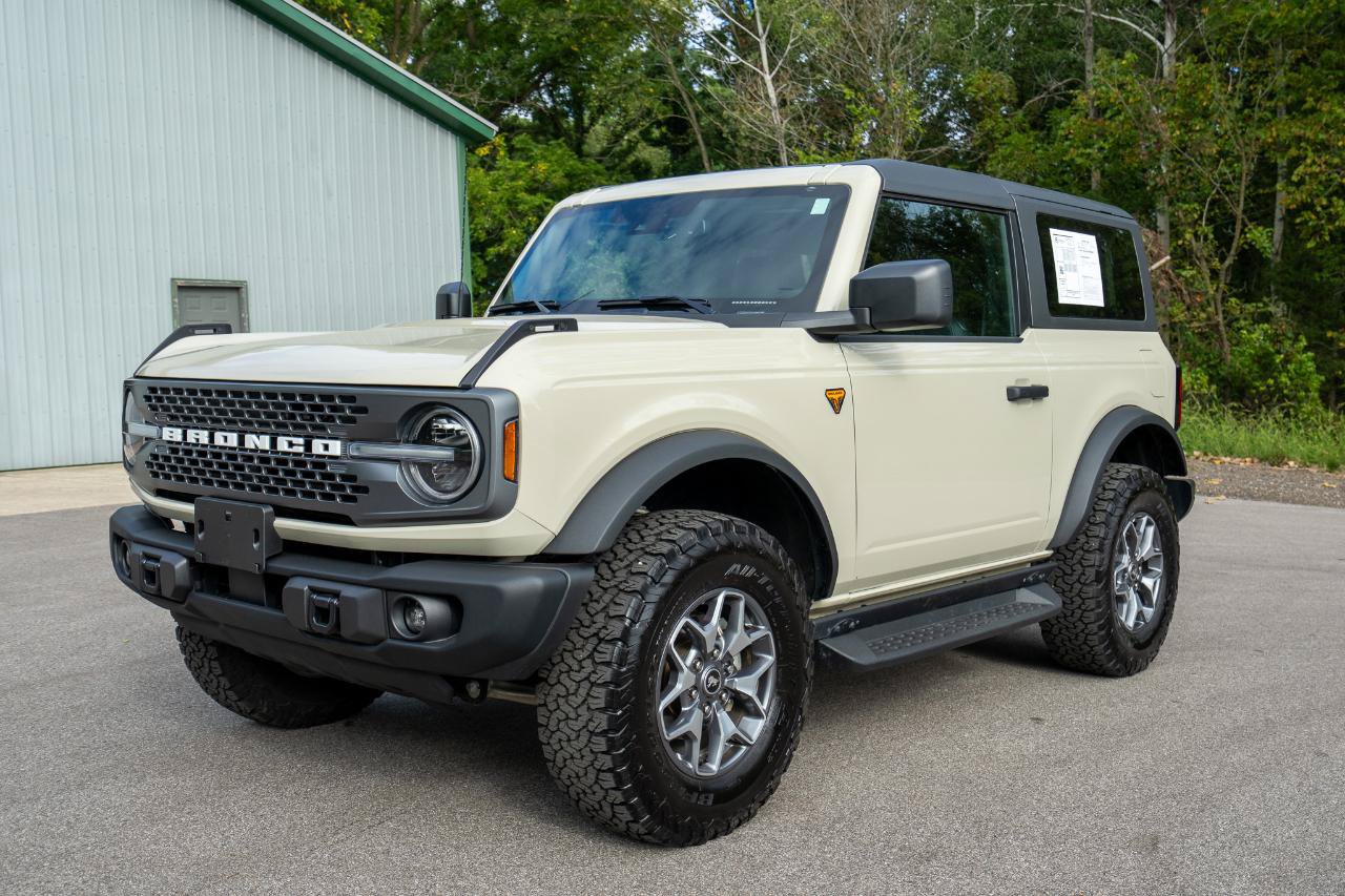 Used 2025 Ford Bronco Badlands AWD/4WD image 7