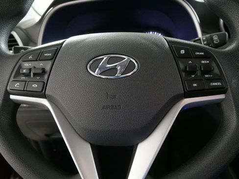 Used 2019 Hyundai Tucson Value AWD/4WD image 25