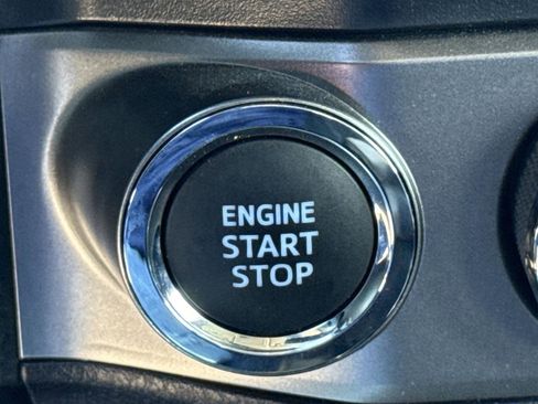Used 2023 Toyota Tacoma SR5 AWD/4WD image 16