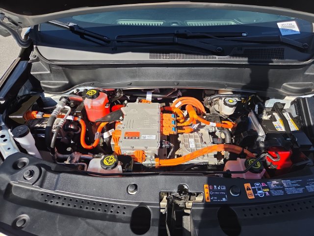 Certified 2022 Chevrolet Bolt EUV Premier w/ Launch Edition FWD image 20