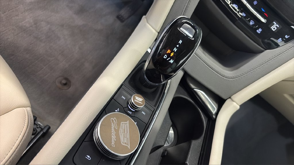 Used 2021 Cadillac XT6 Premium Luxury AWD/4WD image 14