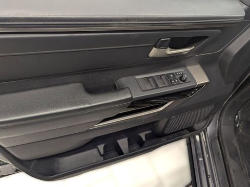 Used 2022 Toyota Tundra Limited image 10