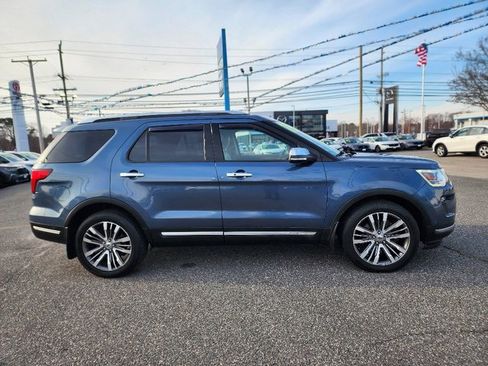 Used 2019 Ford Explorer Platinum image 6