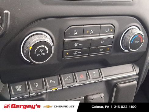 Certified 2024 Chevrolet Silverado 2500 Custom w/ Custom Value Package image 18