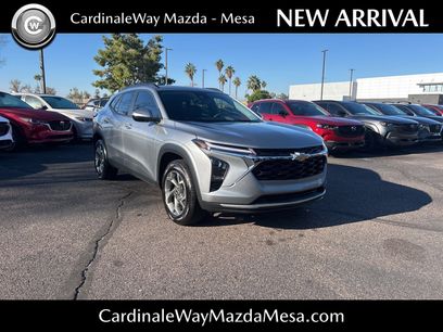 Used 2025 Chevrolet Trax LT w/ Sunroof Package