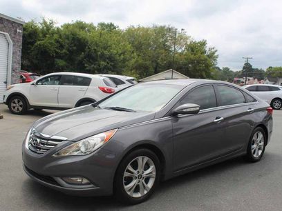 Used 2011 Hyundai Sonata Limited w/ Navigation Pkg 5