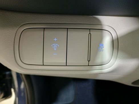 New 2026 Hyundai Venue SEL image 15