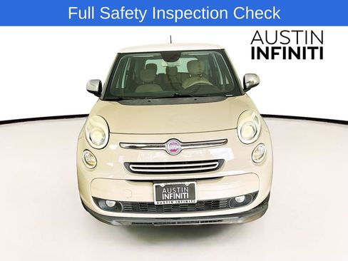 Used 2015 FIAT 500L Lounge image 2