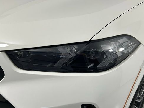 Used 2024 BMW X6 xDrive40i w/ Executive Package image 3