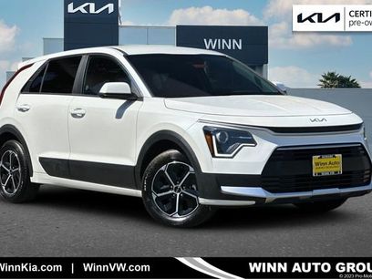 Certified 2025 Kia Niro LX
