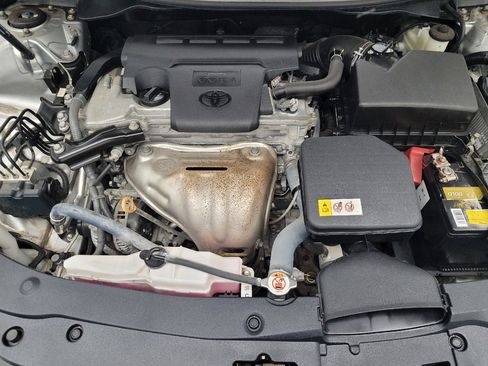 Used 2017 Toyota Camry LE FWD image 30