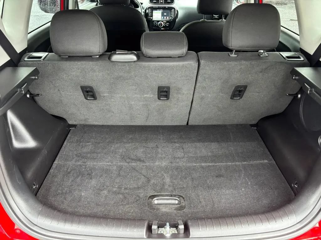 Used 2017 Kia Soul + w/ Audio Package FWD image 13