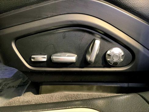 Certified 2019 Porsche Panamera 4 AWD/4WD image 39