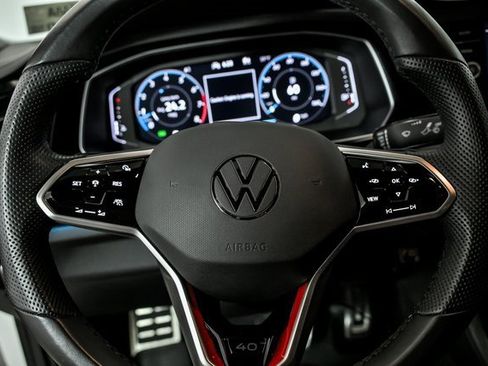 Used 2024 Volkswagen Jetta GLI 40th Anniversary Edition image 17