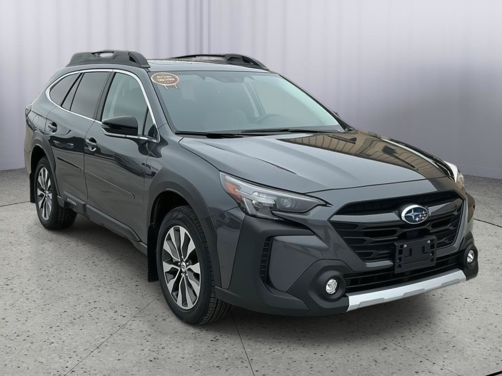 Used 2025 Subaru Outback Limited AWD/4WD image 7