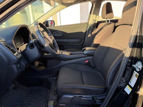 Used 2016 Honda HR-V EX image 13