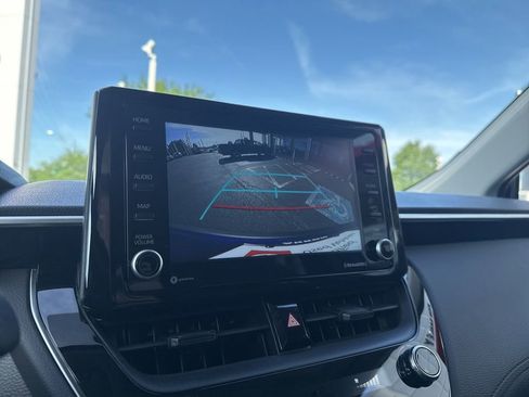 Certified 2022 Toyota Corolla Cross LE FWD image 42
