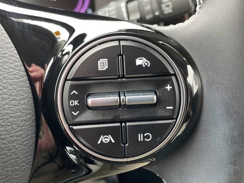 Used 2023 Kia Soul GT-Line image 17