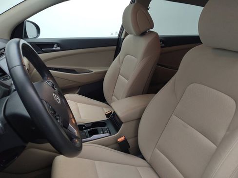 Used 2016 Hyundai Tucson Sport image 17