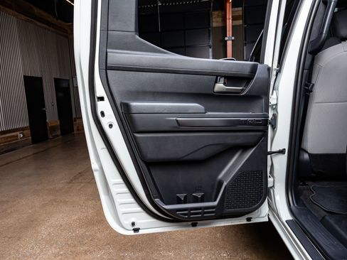 Used 2024 Toyota Tacoma TRD Sport image 37