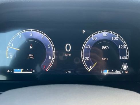 New 2025 Jeep Grand Cherokee Altitude image 11