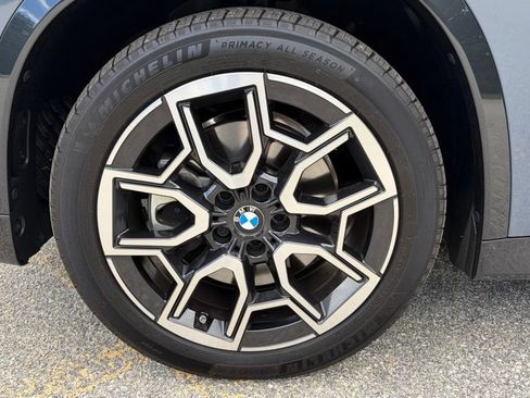 Certified 2025 BMW X1 xDrive28i w/ Technology Package AWD/4WD image 9